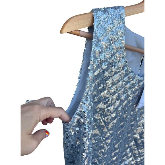 Kestan Women's Sleeveless Crop Top Sequin Silver Size Medium NEW - Picture 6 of 7